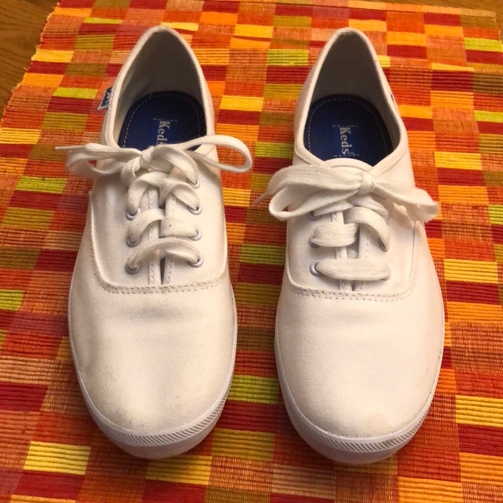 White Keds Sneakers Wma Sz 7